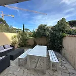 Superbe Emplacement , Terrasse Et Parking!
